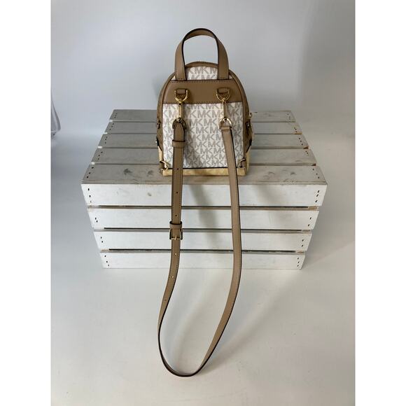 MICHAEL KORS MINI PVC SIGNATURE PRINT CROSSBODY BAG - Picture 4 of 15